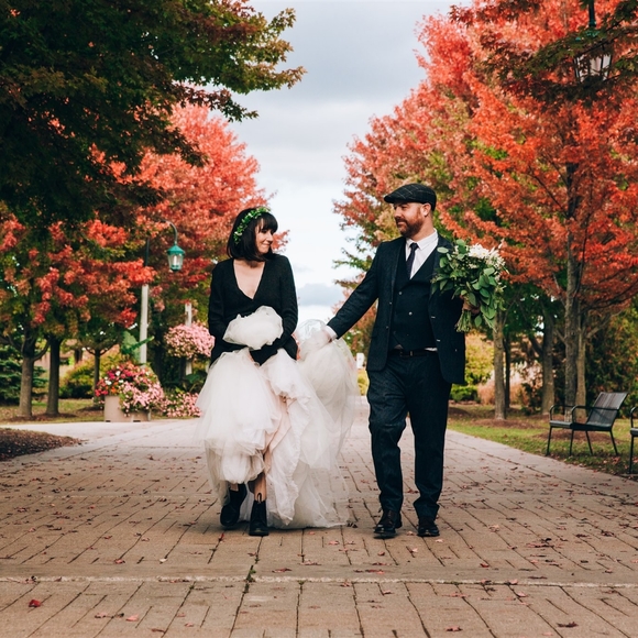 Meet your Posher, Elizabeth - Picture 7 of 9